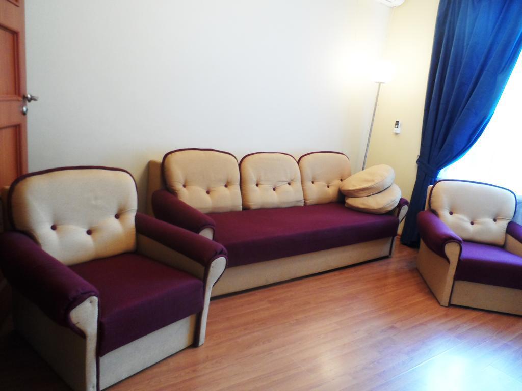 Apartment On Skorykovskyi Lane 4 Dnipro Exterior foto